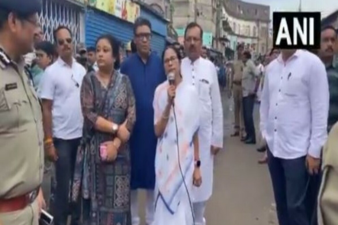 West Bengal CM Mamata Banerjee visits Khidirpur market, announces compensation for shops affected in fire