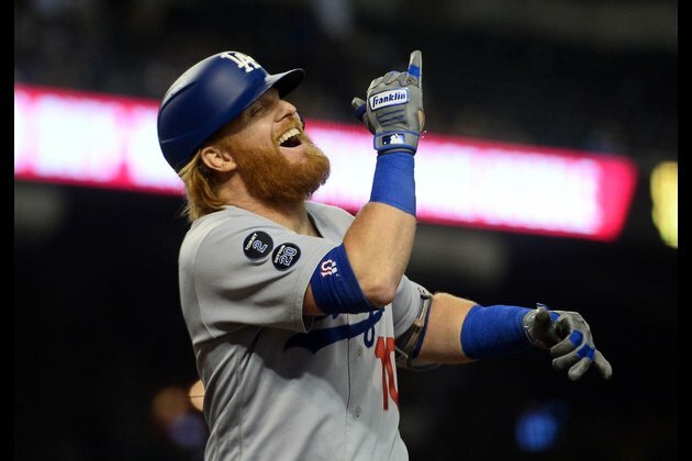 Justin Turner's blast ignites Dodgers past D-backs