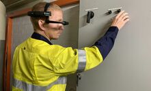 A Sodexo worker using smart glasses.