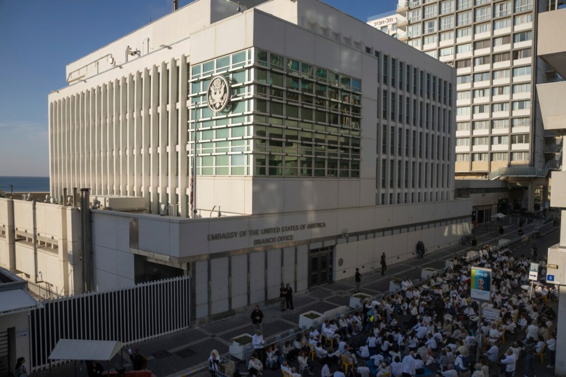 Joseph Neumeyer charged with trying to attack US Embassy in Tel Aviv