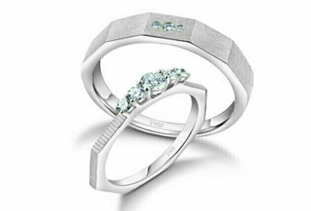 Celebrate The Season of Commitment, with Platinum Love Bands : Rare, Precious, Unchanging Just Like Your Love