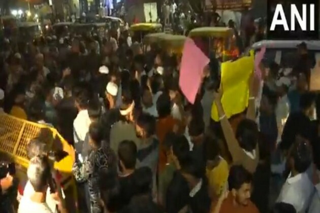 Rape-death of minor girl: Dayalpur residents protest, demanding swift justice for victim