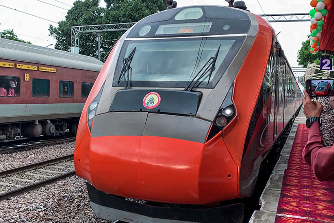 RCF Kapurthala manufactures first 16-car Vande Bharat rake; trainset to undergo oscillation trials