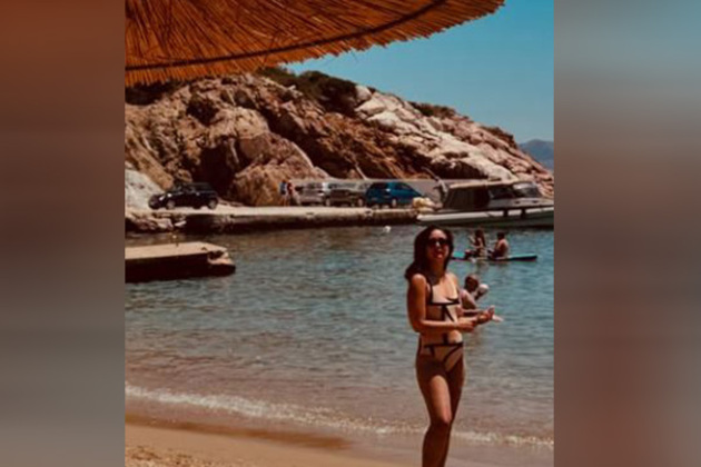 Kareena Kapoor's monokini look from beach vacation steals attention, fans say, 'Alexa, play Chhaliya Chhaliya'