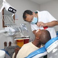 (Hello Africa) Chinese doctors restore smile, hope for Zanzibar teen through life-changing surgery