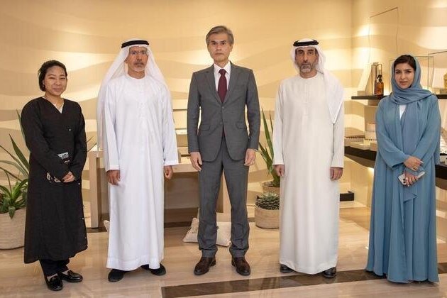 Japanese delegation discusses humanitarian cooperation with Emirates Red Crescent