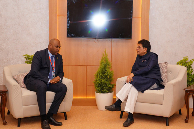Union Commerce Minister holds talks with Mozambique Secy of Trade on bilateral trade
