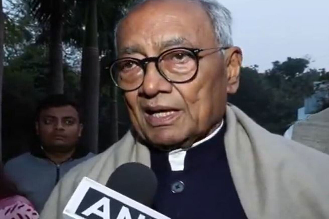 "Request VC to withdraw rustication": Digvijaya Singh defends right to protest for JNUSU office bearers
