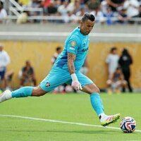 Fluminense stand between Chelsea and another major final