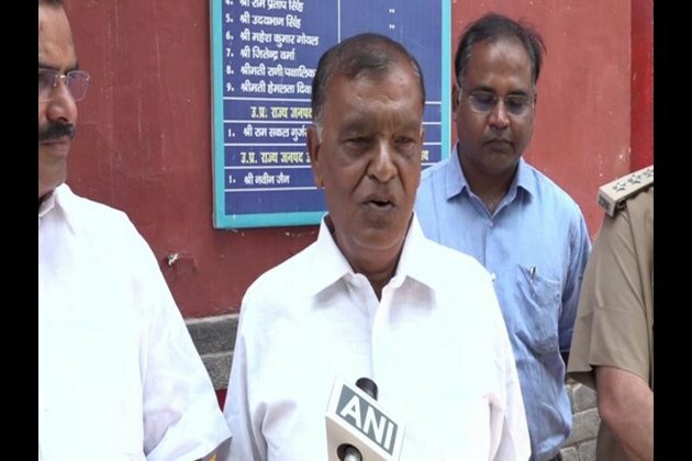 UP: Businessman pays bail money of 17 inmates on his 73rd birthday