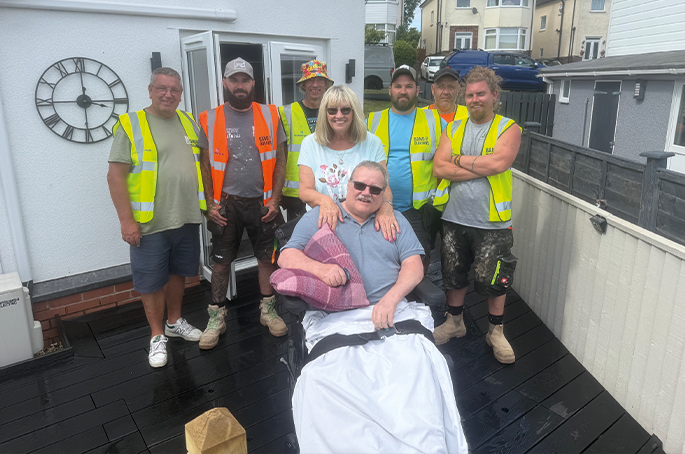Keith and Linda Parry with volunteers
