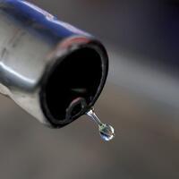Xinhua Headlines: From tankers to gas tanks -- Hormuz tensions rattle global energy markets