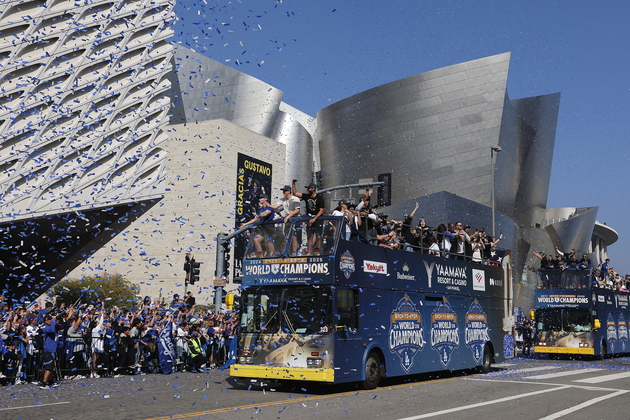 (SP)U.S.-LOS ANGELES-BASEBALL-DODGERS-VICTORY PARADE