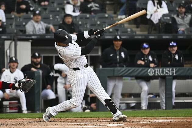 White Sox rally, walk off Angels to complete sweep