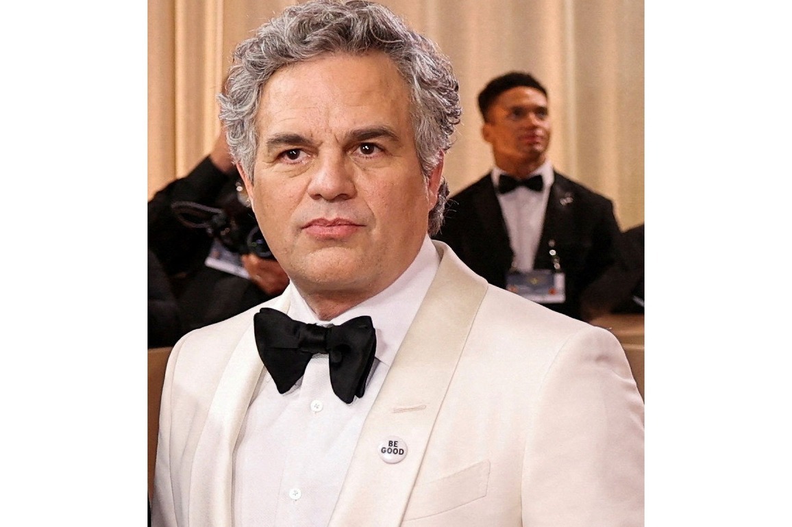 Mark Ruffalo says Hollywood stars feared blacklisting for signing Paramount-WB merger letter