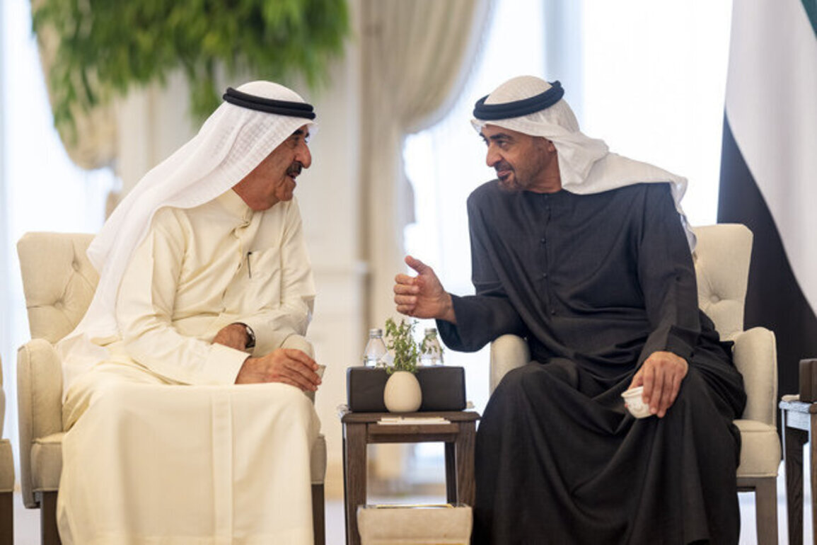 UAE President receives Ruler and Crown Prince of Umm Al Quwain