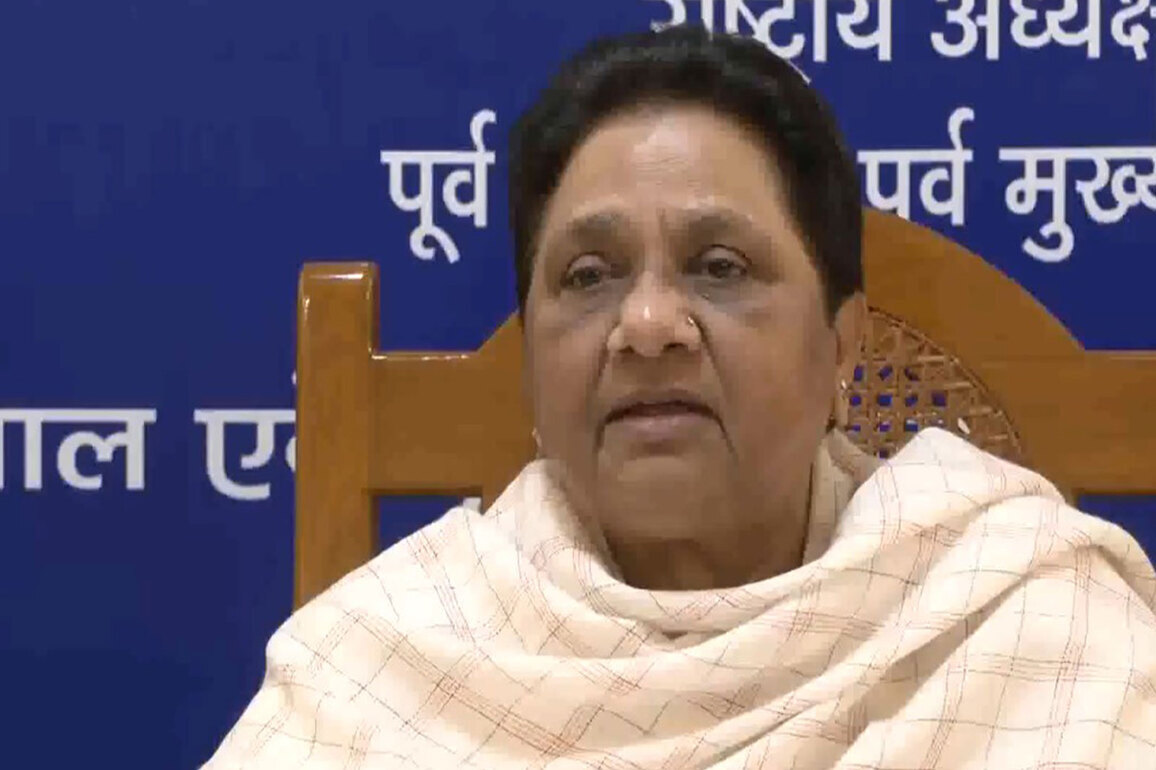 Mayawati pays tribute to Ahilyabai Holkar on birth anniversary