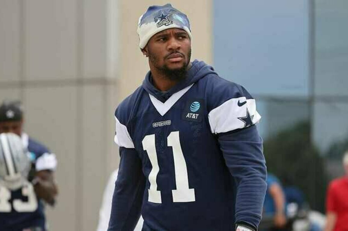 Micah Parsons not fazed by not having deal done: 'I just work harder'