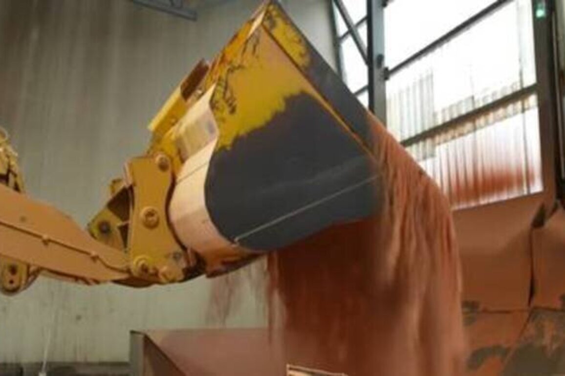 Russian fertilizer giant donates 30,000 tons of potash to South Asian nation