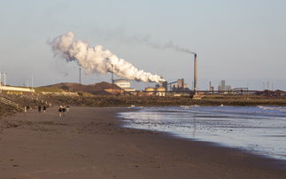 'A self-destructive step': Energy industry warns axing carbon pricing could lead to higher bills