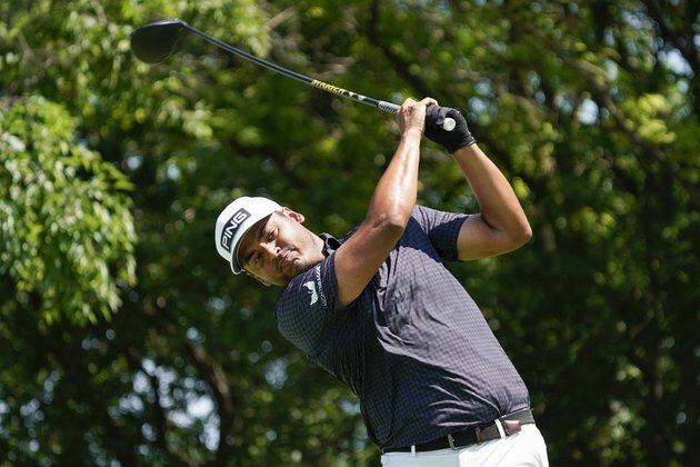 Sebastian Munoz (-21) owns 1-shot lead at Byron Nelson