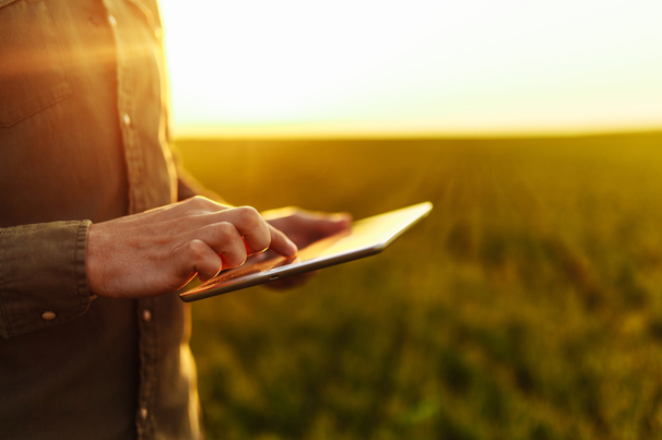 New research finds poor and inconsistent connectivity across farms is limiting the adoption of digital technologies.