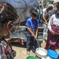 UN humanitarians say Gaza fuel shortage shuts off water pumps, threatens functioning of hospitals
