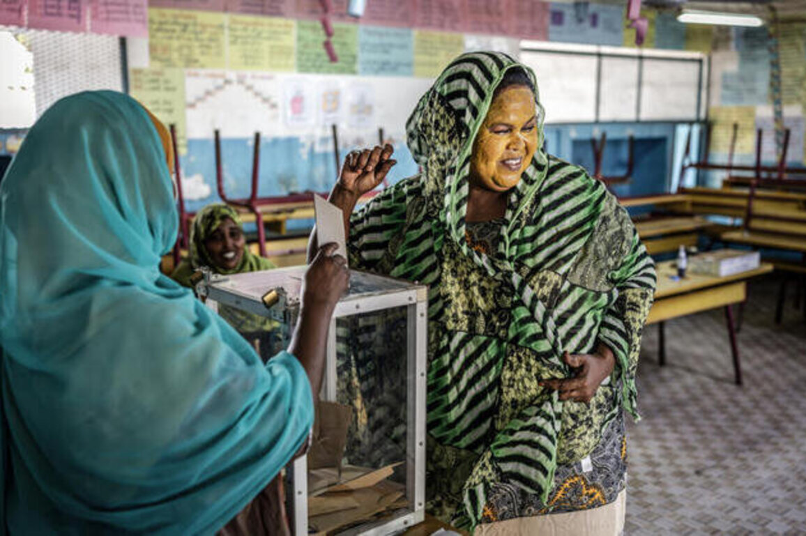 Djibouti leader claims sixth straight term