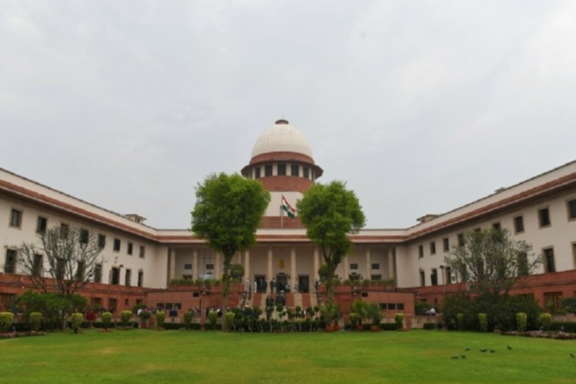 SC declines to entertain PIL to register FIR in Justice Yashwant Varma cash row