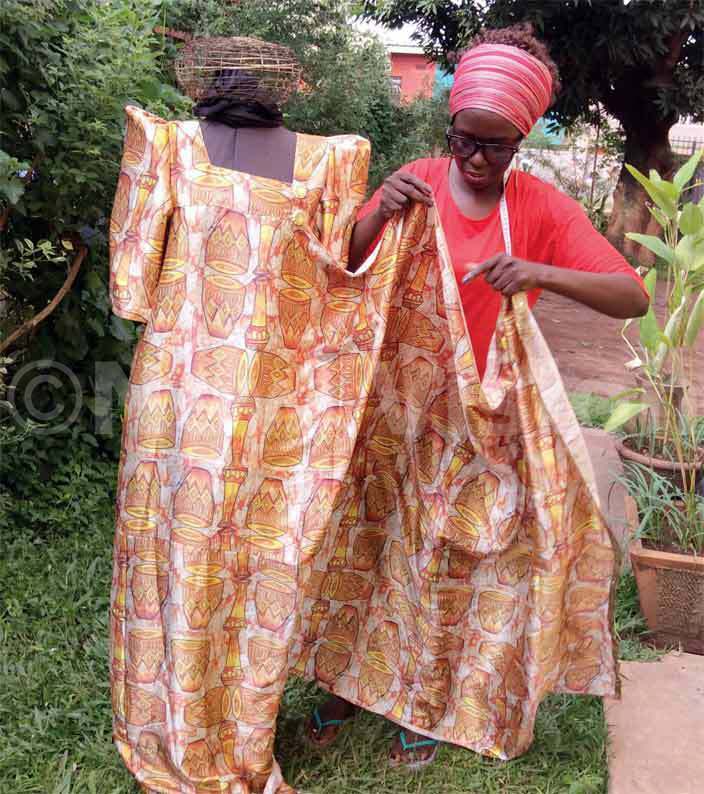  tal displaying the gomesi made from igas designs