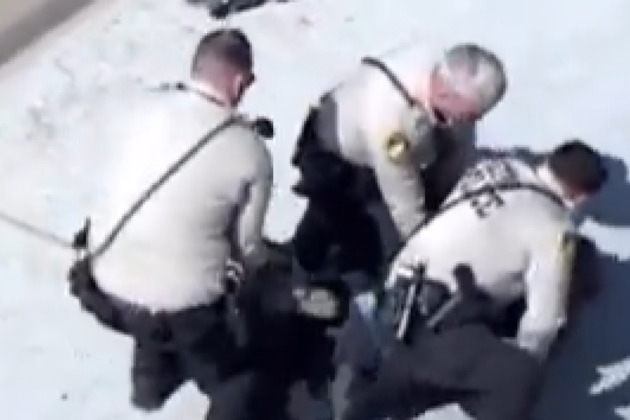 Video- Helicopter helps Las Vegas police locate, arrest man accused of choking woman