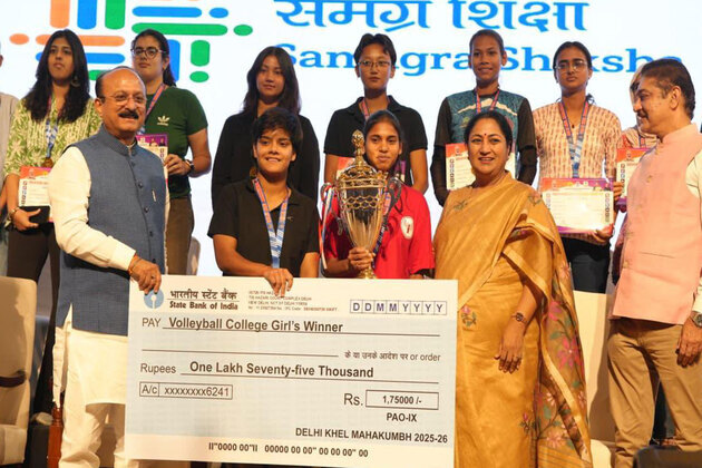 Delhi CM Rekha Gupta attends Yashotsav 2026 closing ceremony, announces rewards for athletes and students