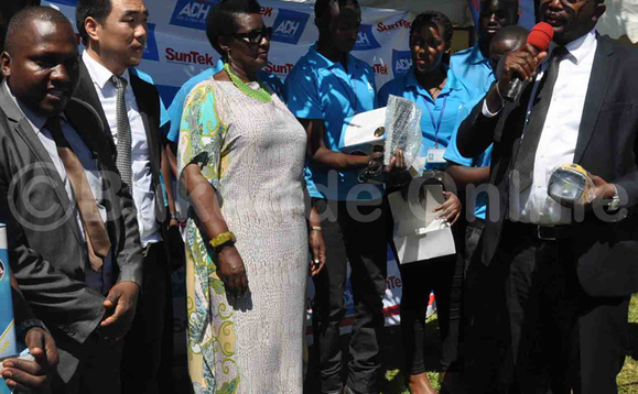 Minisita Amelia Kyambadde e Mpigi Minisita Amelia Kyambadde e Mpigi