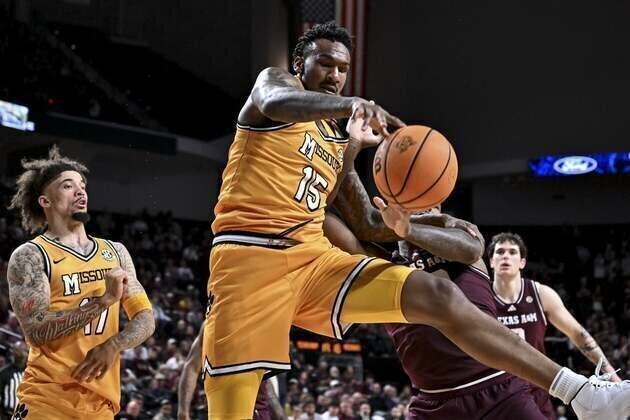Harboring NCAA hopes, Missouri, Texas put 3-game streaks on line
