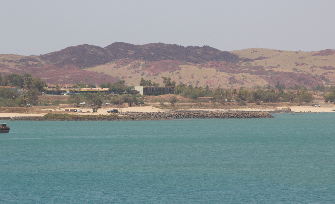 Dampier by sea.