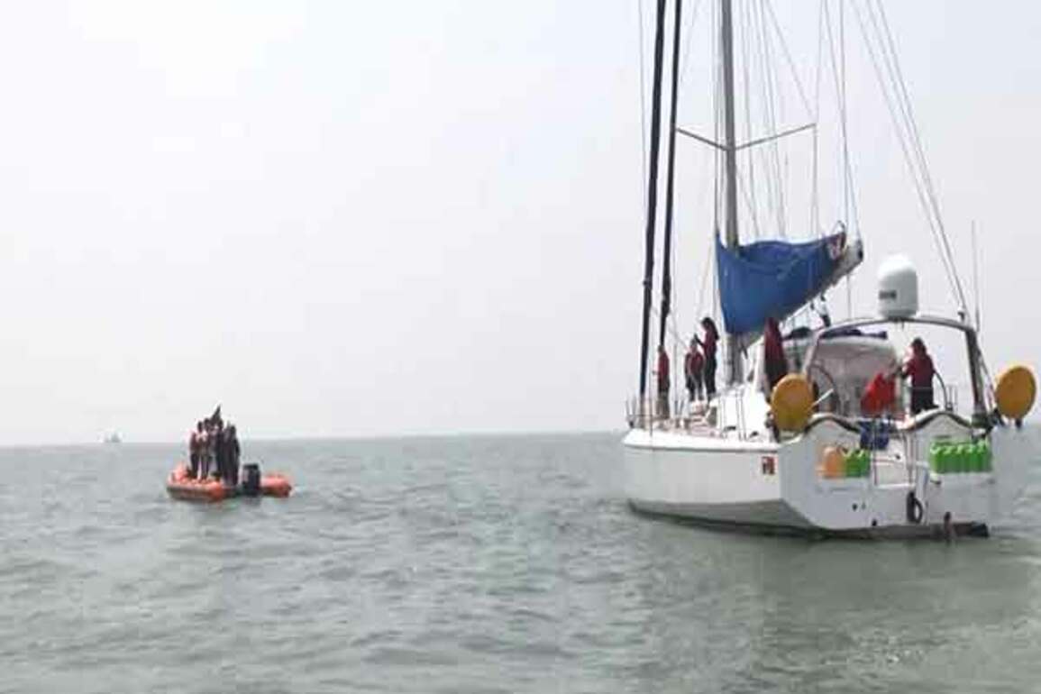 Tri-services all women sailing expedition flags off from Mumbai for Seychelles