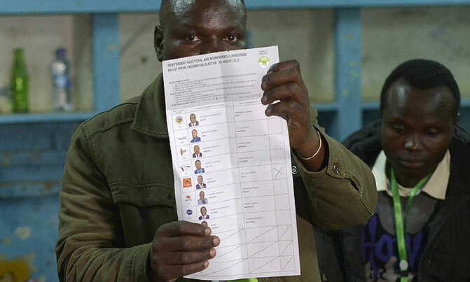 Kenyatta heads for victory as Odinga cries foul Kenyatta heads for victory as Odinga cries foul