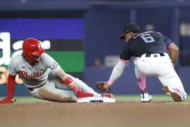 Phillies edge Marlins, improve to 4-0 under Don Mattingly