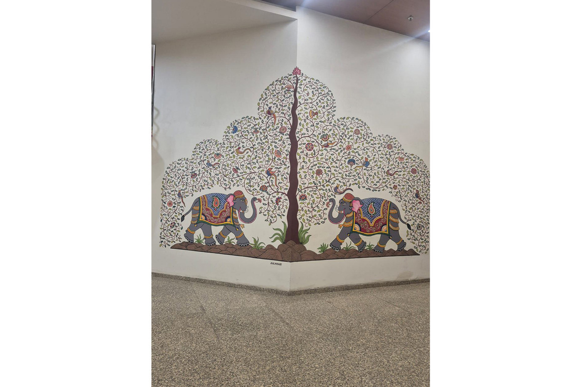 Gujarat Legislative Assembly adorned with traditional and cultural artefacts ahead of budget session