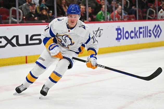 Sabres' high-powered offense grapples with Stars' tough defense