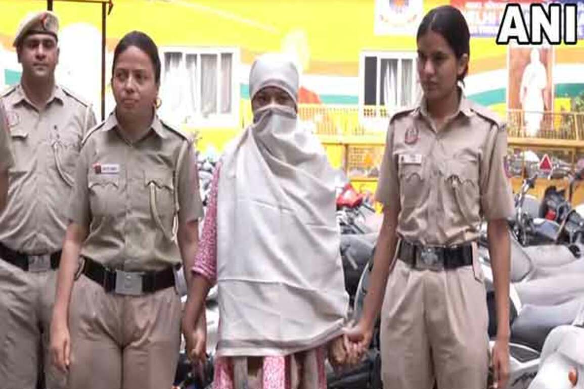 Seelampur Murder: 'Lady Don' Zikra held for revenge killing of 17-year-old boy in Delhi