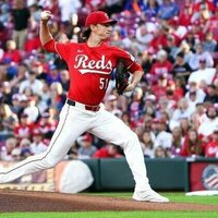 Brady Singer, Reds double up Mets to snap 3-game skid