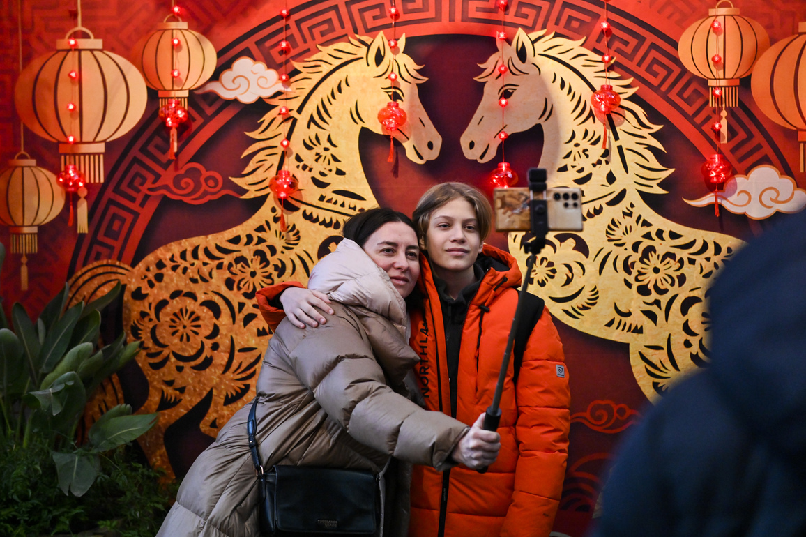RUSSIA-MOSCOW-SPRING FESTIVAL-DECORATION