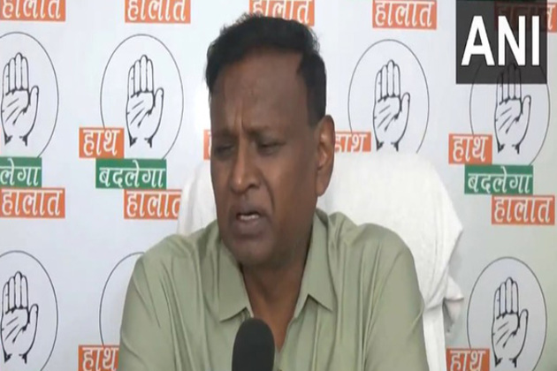 Congress vs Congress: Udit Raj dubs Shashi Tharoor "super spokesperson of BJP', alleges he is toeing party line