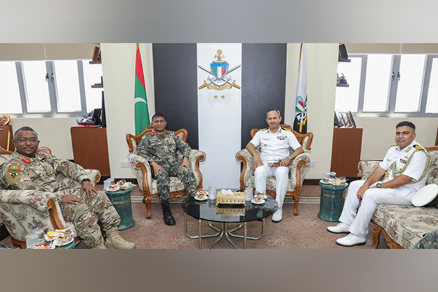 Indian Naval Officer pays courtesy visit to Maldives defence officials