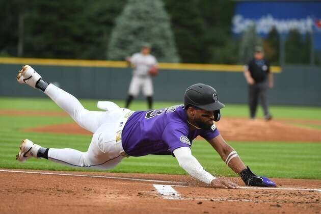 Rockies square series with Diamondbacks in rare homer-less game