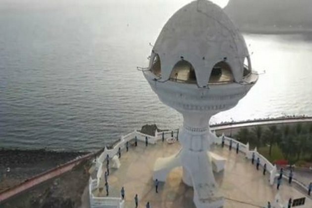 Oman: Indian embassy in Muscat holds eye-catching Yoga performance