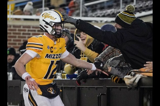 Missouri, Arkansas swing into Battle Line Rivalry