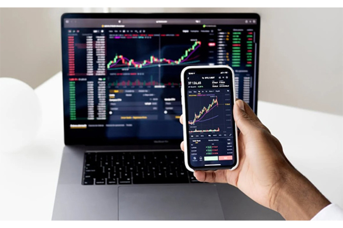 IT and auto stocks fall on US tariff decisions, Sensex down 96 points, nifty slips 36 points