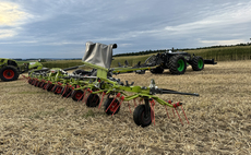 Claas launches wider Volto trailed tedders